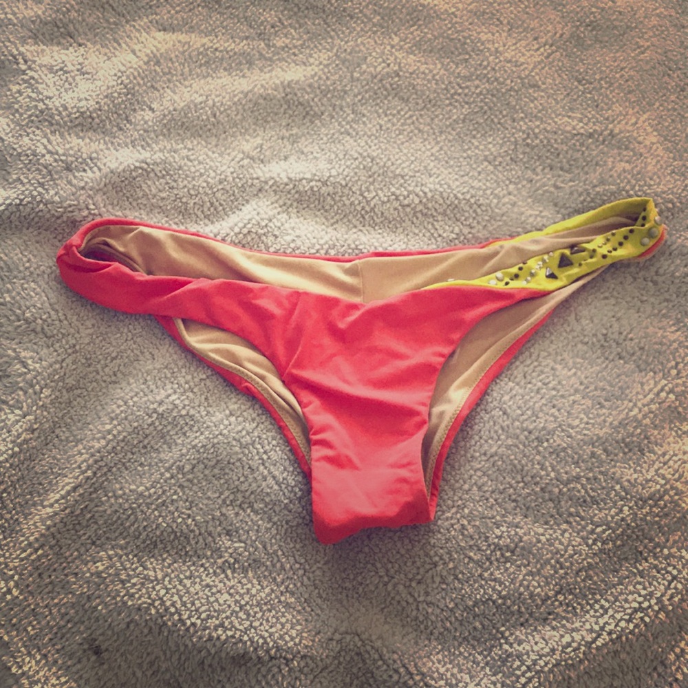 Tiny bikini bottom